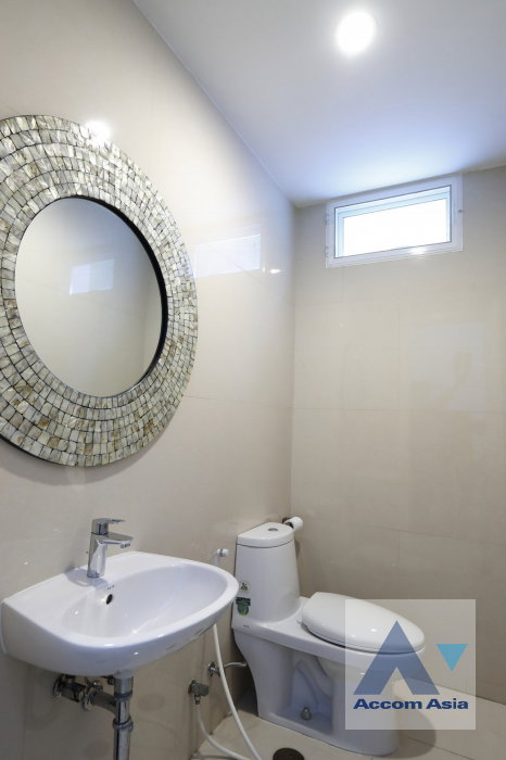 รูป 🔼🔽 AccomA 📩  Fully furnished Townhouse for rent at In Home Luxury Residence (AA42514) - รูปที่ 12/18