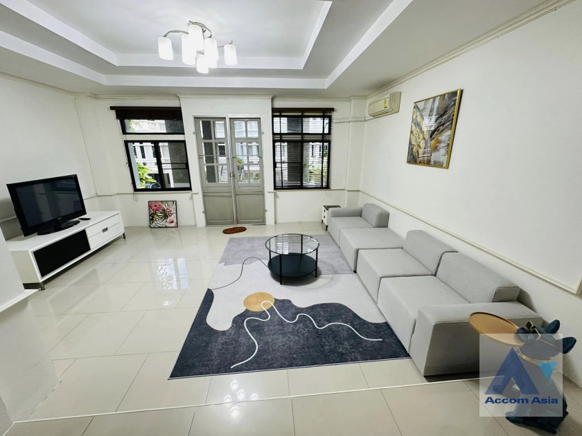picture 🔼🔽 AccomA 📩  4 BR Townhouse @Chicha Castle (AA39993) - 4/15