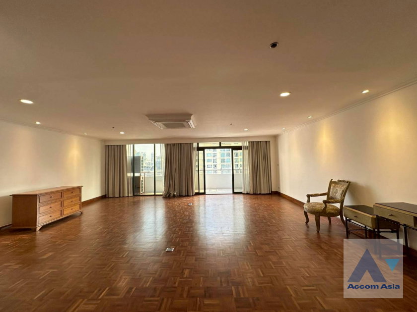รูป 🔼🔽 AccomA 📩 Classic condominium with spacious layout and elegant wood design at Kallista Mansion (20838) - รูปที่ 1/19
