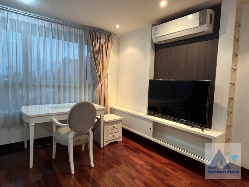 picture 🔼🔽 AccomA 📩  2 BR Condominium @Urbana Langsuan (25050) - 3/17