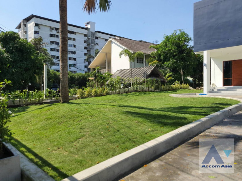 รูป 🔼🔽 AccomA 📩 Luxury,Fully Furnished 5 BR House in  Suan Luang (AA41324) - รูปที่ 3/18