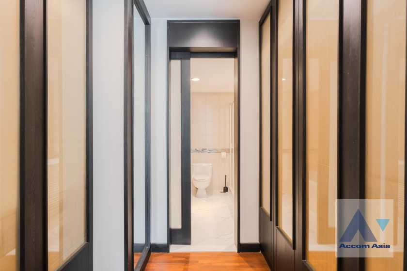 รูป 🔼🔽 AccomA 📩 Modern condo with cozy feel, practical layout in Langsuan at Baan Na Varang (1510405) - รูปที่ 18/20