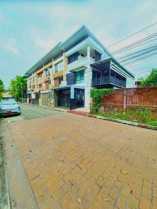 รูป ทาวน์โฮม 3 ชั้นหลังมุม 3 นอน 4 น้ำ MRTแจ้งวัฒนะ ปากเกร็ด28 500 ม. 38ตร.ว. 380ตร.ม. ป.ป.ท. ใกล้เซ็นทรัล แจ้งวัฒนะ 550 ม. - รูปที่ 2/8