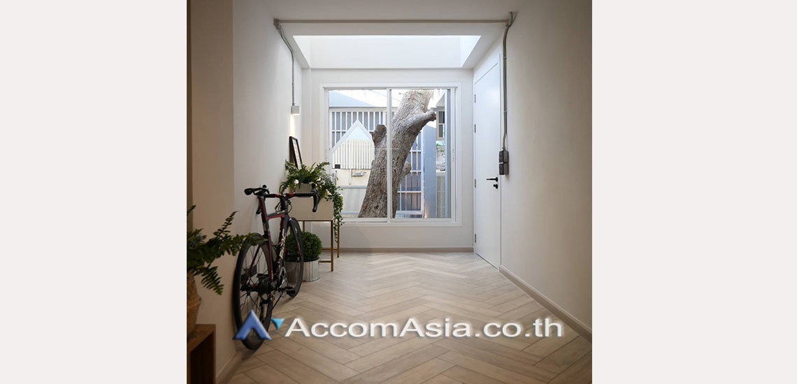 picture 🔼🔽 AccomA 📩  3 BR House in Khlong Tan Nuea (AA29529) - 12/16