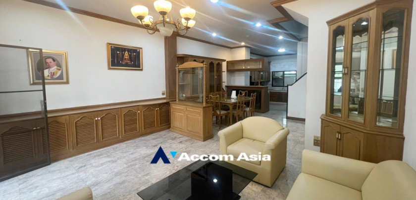 รูป 🔼🔽 AccomA 📩  Classic wood-themed home with full built-ins throughout, located in Phra Khanong (AA32424) - รูปที่ 8/20