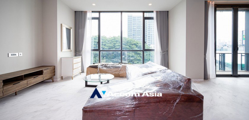 รูป 🔼🔽 AccomA 📩 Chic condominium with warm finishes and skyline view (AA33301) - รูปที่ 2/18