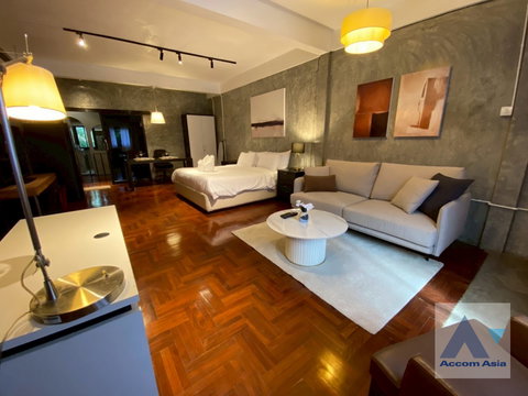 🔼🔽 AccomA 📩 Home Office,Pet friendly 3 BR Townhouse in Chong Nonsi (AA27831)