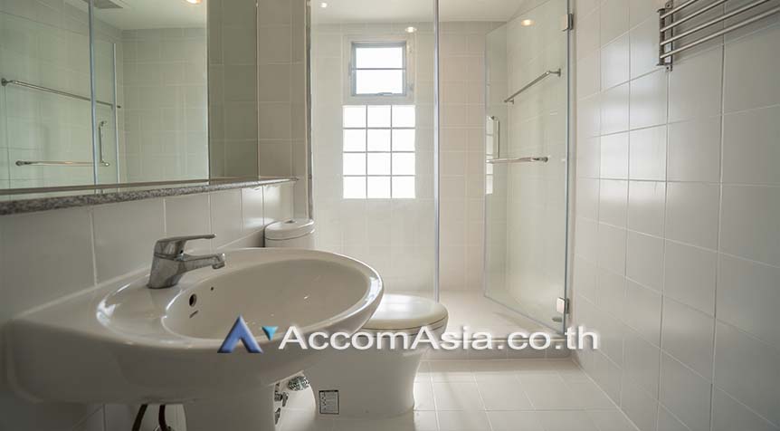 รูป 🔼🔽 AccomA 📩  Modern office space in central Sathorn with bright open layout (AA12190) - รูปที่ 11/13