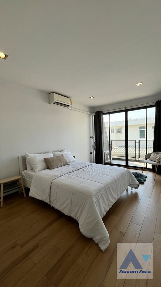 รูป 🔼🔽 AccomA 📩 Home Office 3 BR Townhouse in Khlong Tan Nuea (AA12098) - รูปที่ 13/20