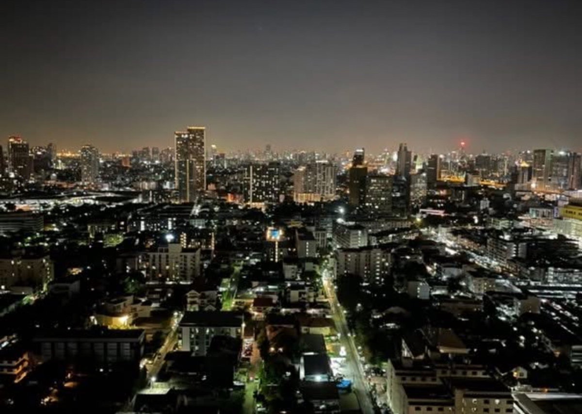 picture THE LINE Phahonyothin              Park - 9/10