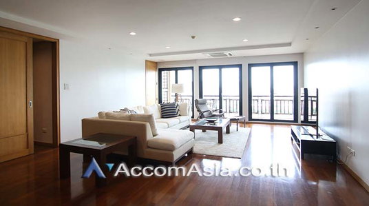 รูปภาพ 🔼🔽 AccomA 📩 Modern condo with light wood tones and skyline view (1510547)