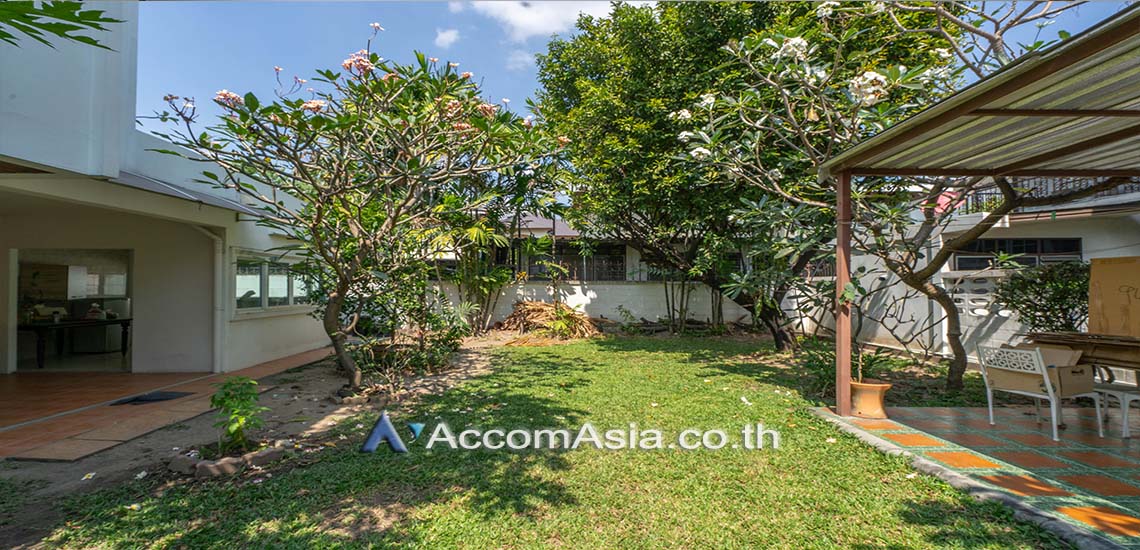 รูป 🔼🔽 AccomA 📩 Pet friendly,Home Office 3 BR House in Phra Khanong Nuea (13000588) - รูปที่ 2/19