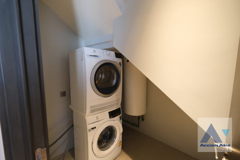 รูป 🔼🔽 AccomA 📩 Fully Furnished,Duplex Condo 2 BR Condominium @Beatniq Sukhumvit (AA40130) - รูปที่ 20/20