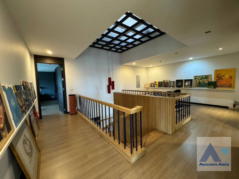 picture 🔼🔽 AccomA 📩 Stylish condominium with bold design and private corner in Sathorn (AA41233) - 10/20