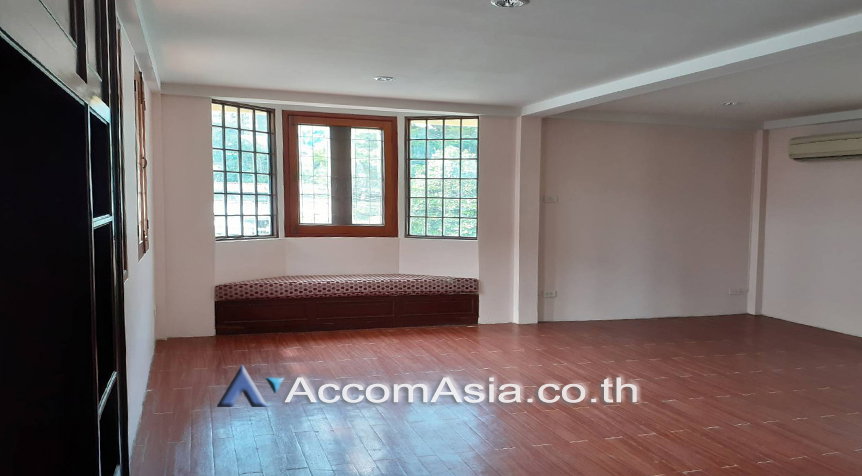 รูป 🔼🔽 AccomA 📩 Home Office 3 BR House in Khwaeng Sam Sen Nai (AA27421) - รูปที่ 9/13