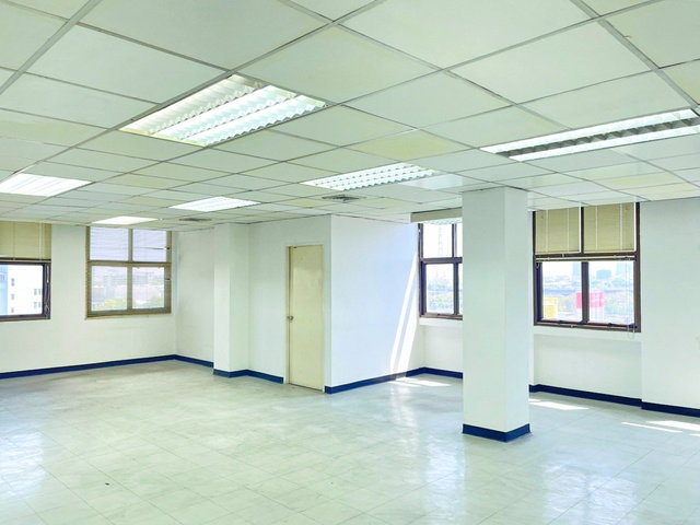 รูป อาคารสำนักงาน 6 ชั้น 6 นอน 6 น้ำ ศูนย์วิจัย ใกล้ MRT วัดพระราม 9 300 ม.900 ตร.ม.ทำเลพระราม 9 ใกล้ทางด่วน - รูปที่ 4/8