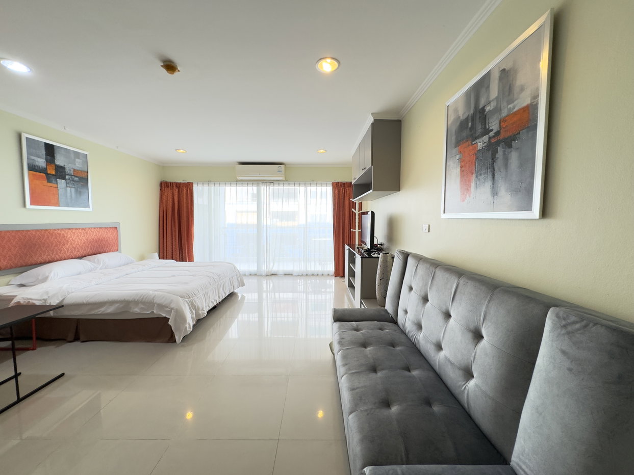 รูป 1 Bedroom Condo for Sale at Platinum Suites in Thepprasit Pattaya - รูปที่ 6/19