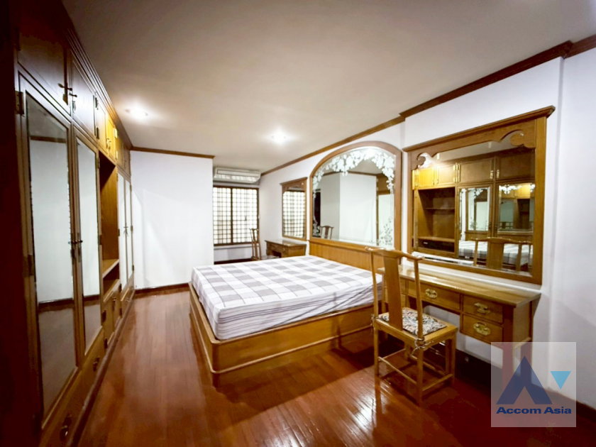 รูป 🔼🔽 AccomA 📩 Duplex Condo 4 BR Condominium @Le Premier II (AA19989) - รูปที่ 15/20