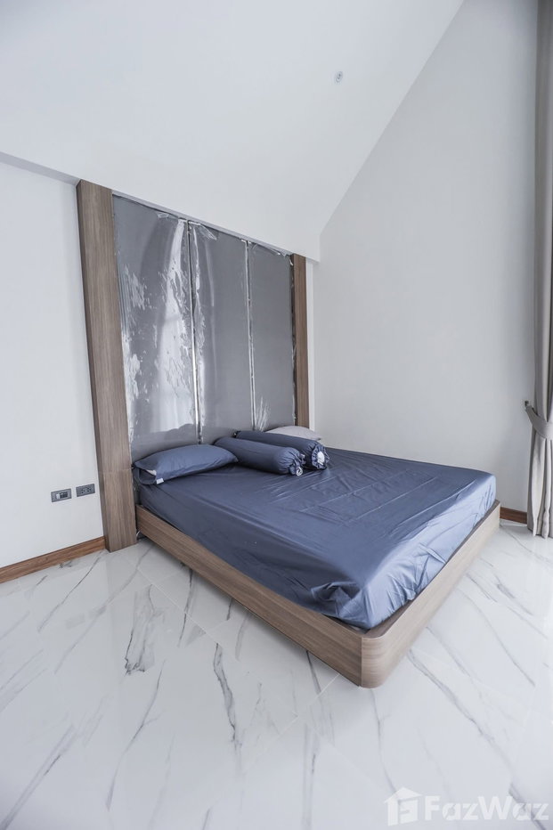 picture Stunnig Pool Villa for Sale 1990385 - 9/16