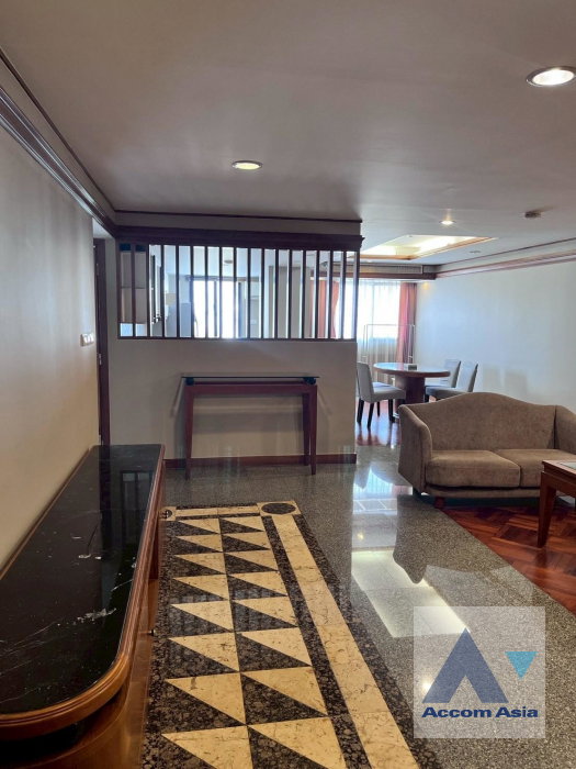 picture 🔼🔽 AccomA 📩  2 BR Condominium @United Tower (AA45295) - 2/12