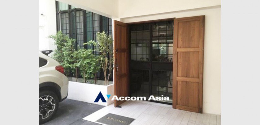 รูป 🔼🔽 AccomA 📩 Pet friendly 3 BR Townhouse in Si Lom (AA33103) - รูปที่ 3/10