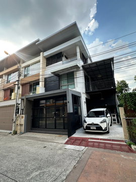 🏡✨ ให้เช่า ทาวน์โฮม/โฮมออฟฟิศ 3 ชั้น — ทำเลดี ตรงข้าม Central แจ้งวัฒนะ