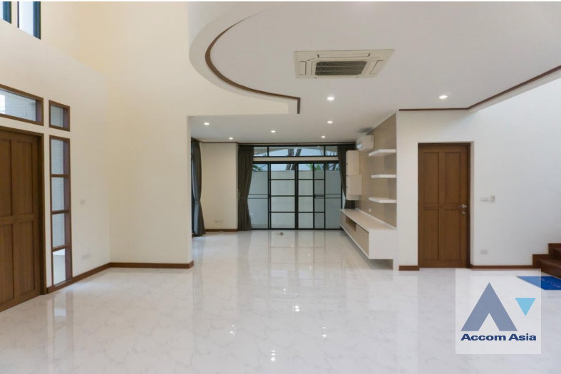 รูป 🔼🔽 AccomA 📩 Private Swimming Pool 5 BR House @Panya Pattanakarn Village (AA31053) - รูปที่ 5/17