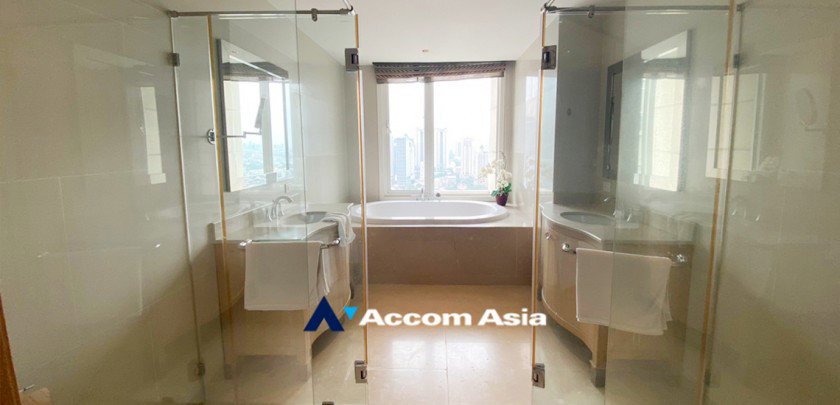 picture 🔼🔽 AccomA 📩 Well-lit condominium with wood accents and panoramic windows in Sathorn (AA19577) - 13/18