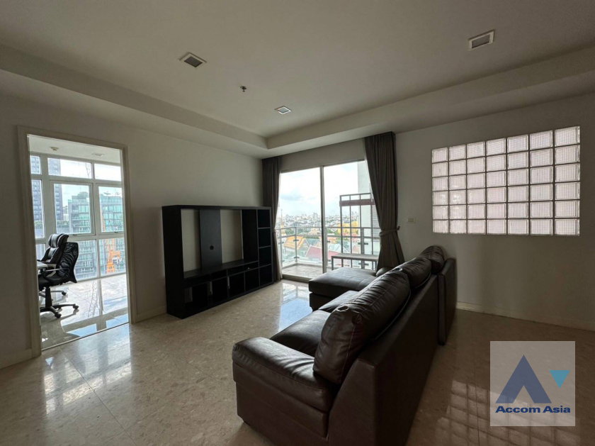 รูป 🔼🔽 AccomA 📩 Minimalist condo with bright interiors and large windows at Nusasiri Grand Condominium (1517644) - รูปที่ 2/15