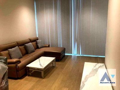 Condos for rent : 🔼🔽 AccomA 📩 The Strand Thonglor