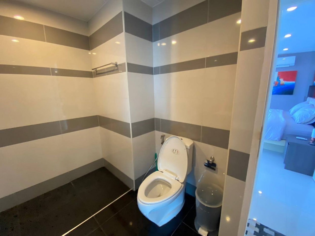 รูป The Vision One Bedroom Unit for sale in Pratumnak - รูปที่ 8/10