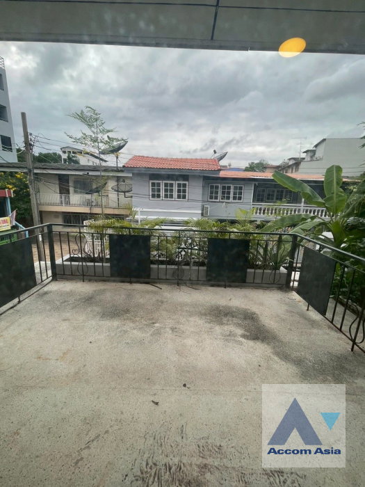 picture 🔼🔽 AccomA 📩  3 BR House in Khlong Tan Nuea (AA44456) - 10/10