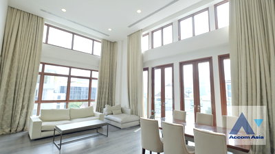 Condos for rent : 🔼🔽 AccomA 📩 Penthouse 3 BR Condominium @The Crest Ruamrudee (AA37000)