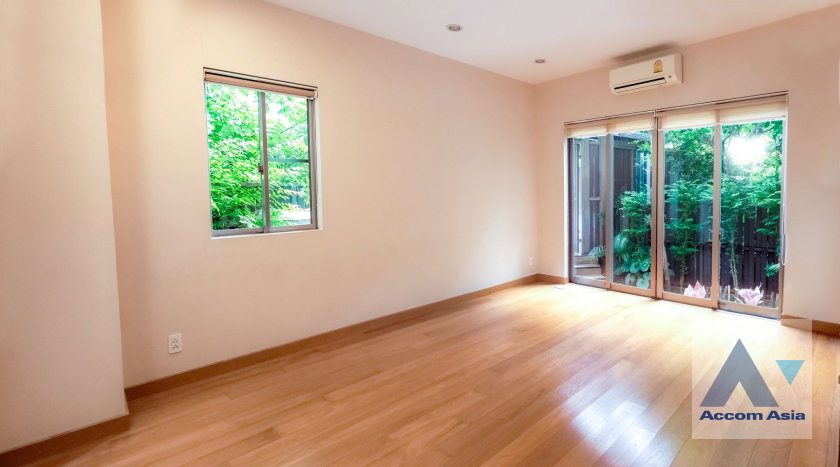 picture 🔼🔽 AccomA 📩 Pet friendly 3 BR House in Klong Tan (13000279) - 5/18