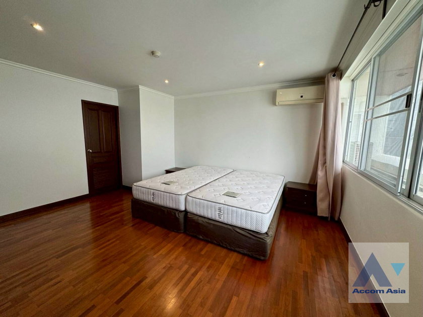 รูป 🔼🔽 AccomA 📩  3 BR Condominium @Newton Tower (AA44194) - รูปที่ 10/17