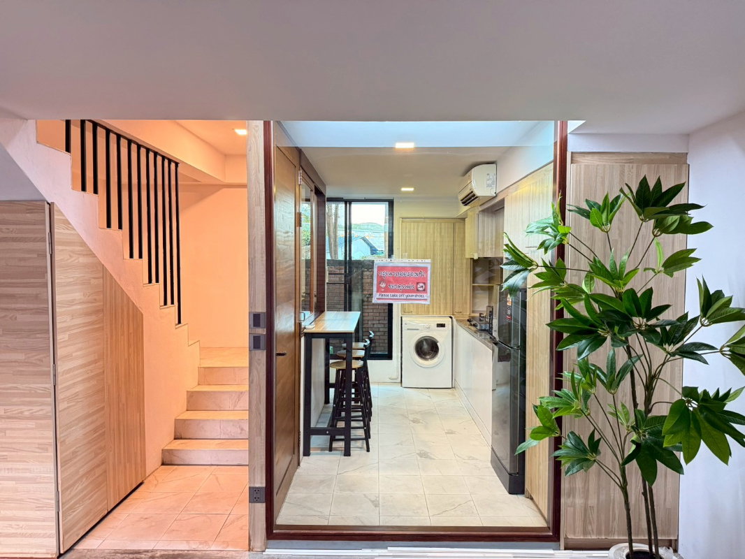 รูป ให้เช่า ทาวน์เฮ้าส เจ็ดยอด ใกล้ เมญ่า ทำairbnbได้ - รูปที่ 4/13