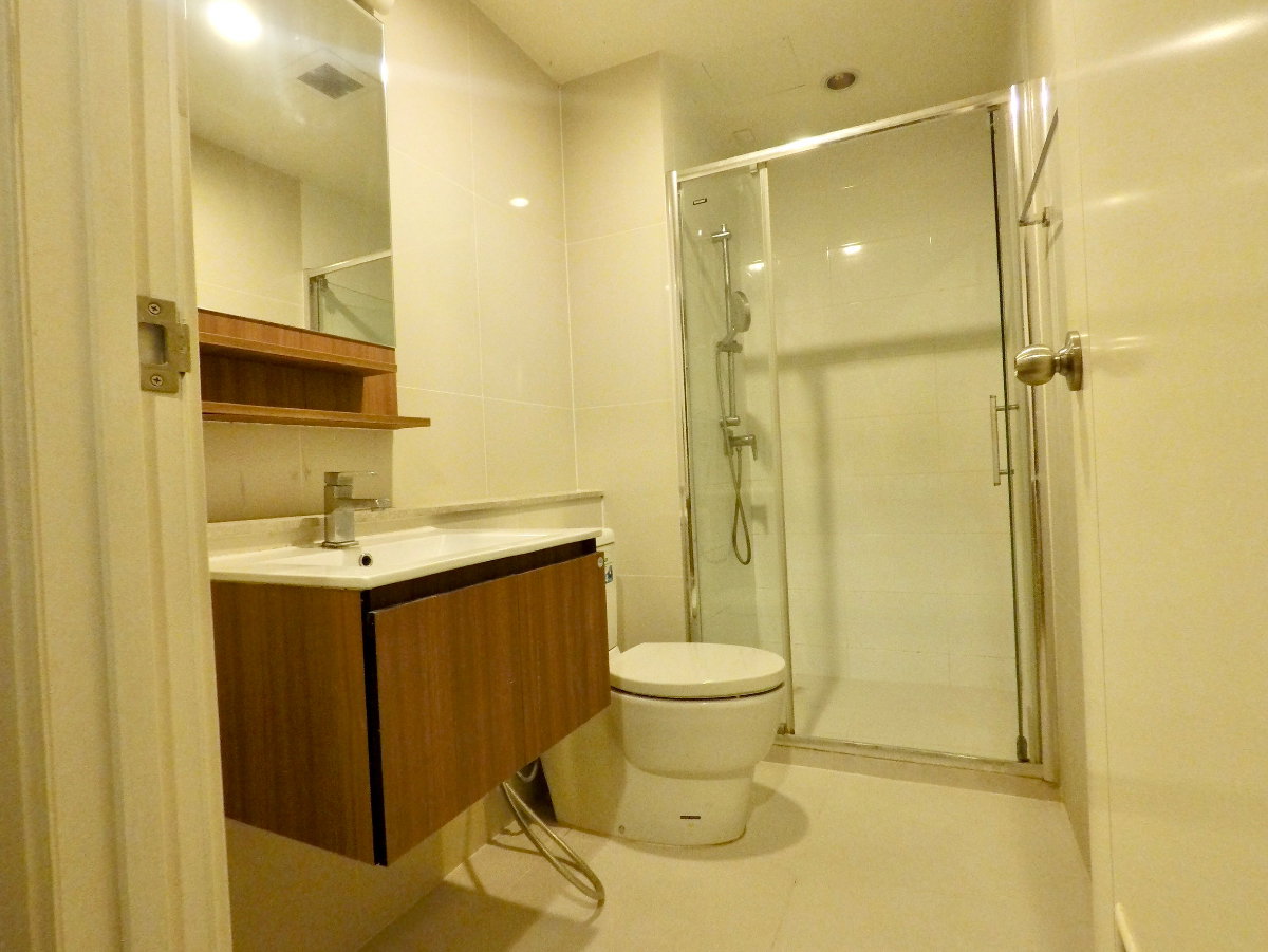 รูป ให้เช่า 1 ห้องนอน ตึกB ชั้น 23 ขนาด 32.5 ตรม ราคา 12,000 บาท  - รูปที่ 7/7