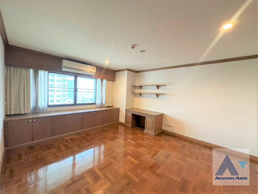 picture 🔼🔽 AccomA 📩  4 BR Condominium @Tower Park (21328) - 13/20