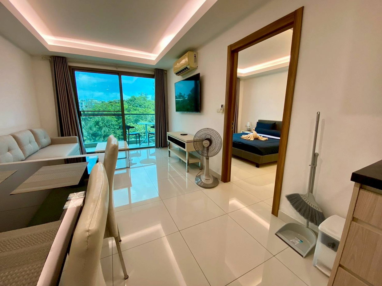 รูป 1 Bedroom Condo for Sale in Pattaya at Laguna Beach Jomtien 2 - รูปที่ 4/15