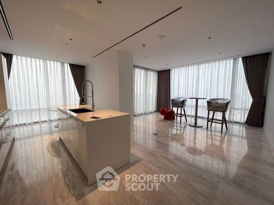 รูป คอนโด 2-ห้องนอน ที่ โฟร์ซีซัน ไพรเวท เรสซิเดนซ์ กรุงเทพมหานคร ใกล้ BTS สะพานตากสิน (ID 2459572) - รูปที่ 2/7