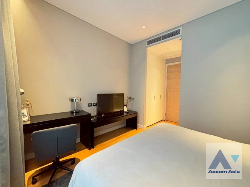 รูป 🔼🔽 AccomA 📩  2 BR Condominium @Sindhorn Residence (AA45451) - รูปที่ 10/15