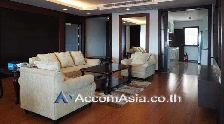 รูป 🔼🔽 AccomA 📩  Modern condominium with great natural light in Sathorn (AA17935) - รูปที่ 1/13