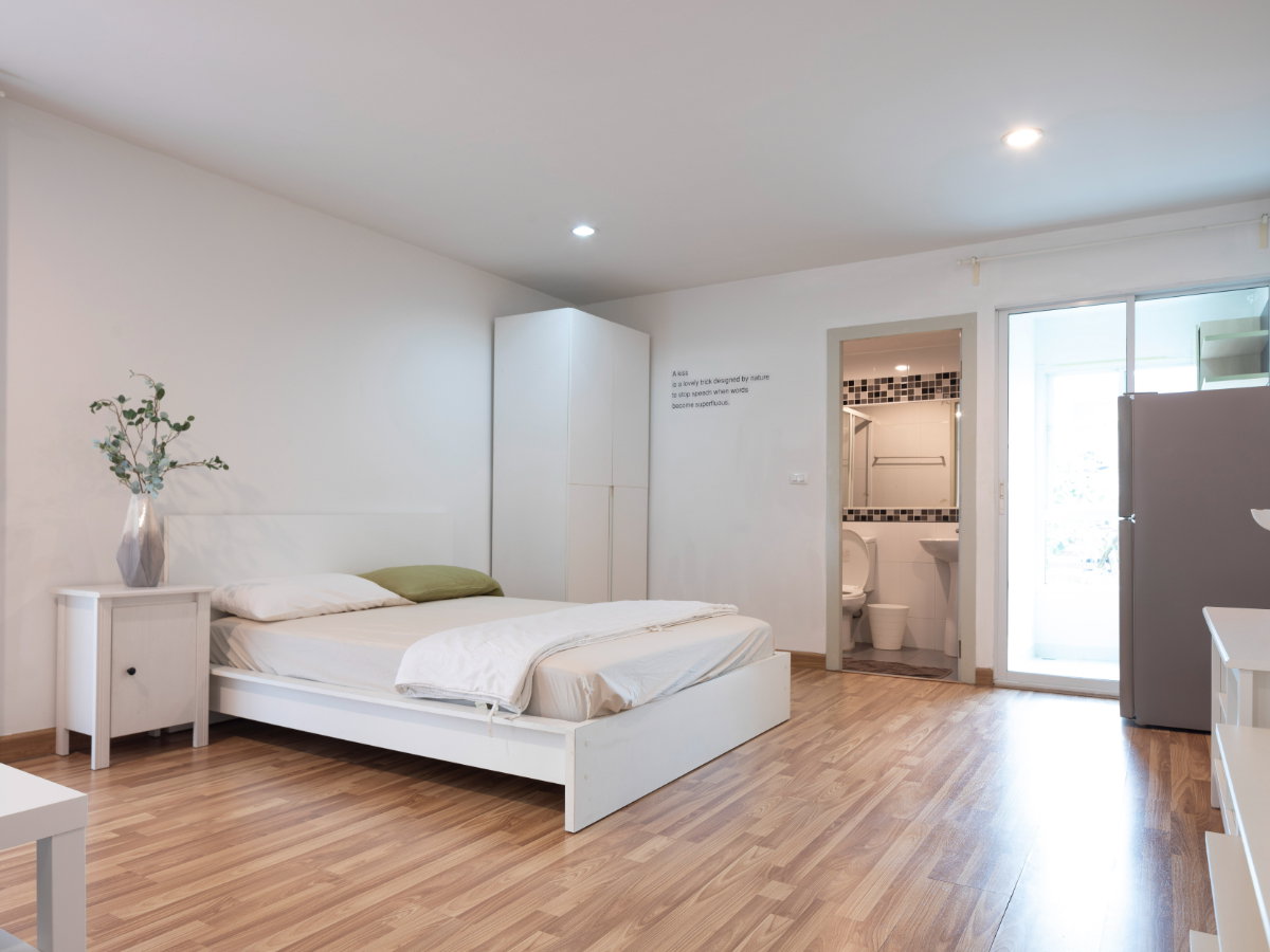 picture Condo for Rent or Sale – Regent Home 12 🏙️🌟 - 1/11