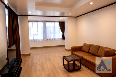 Townhouses for rent Bangkok : 🔼🔽 AccomA 📩 Home Office 3 BR Townhouse in Phra Khanong (AA22720)