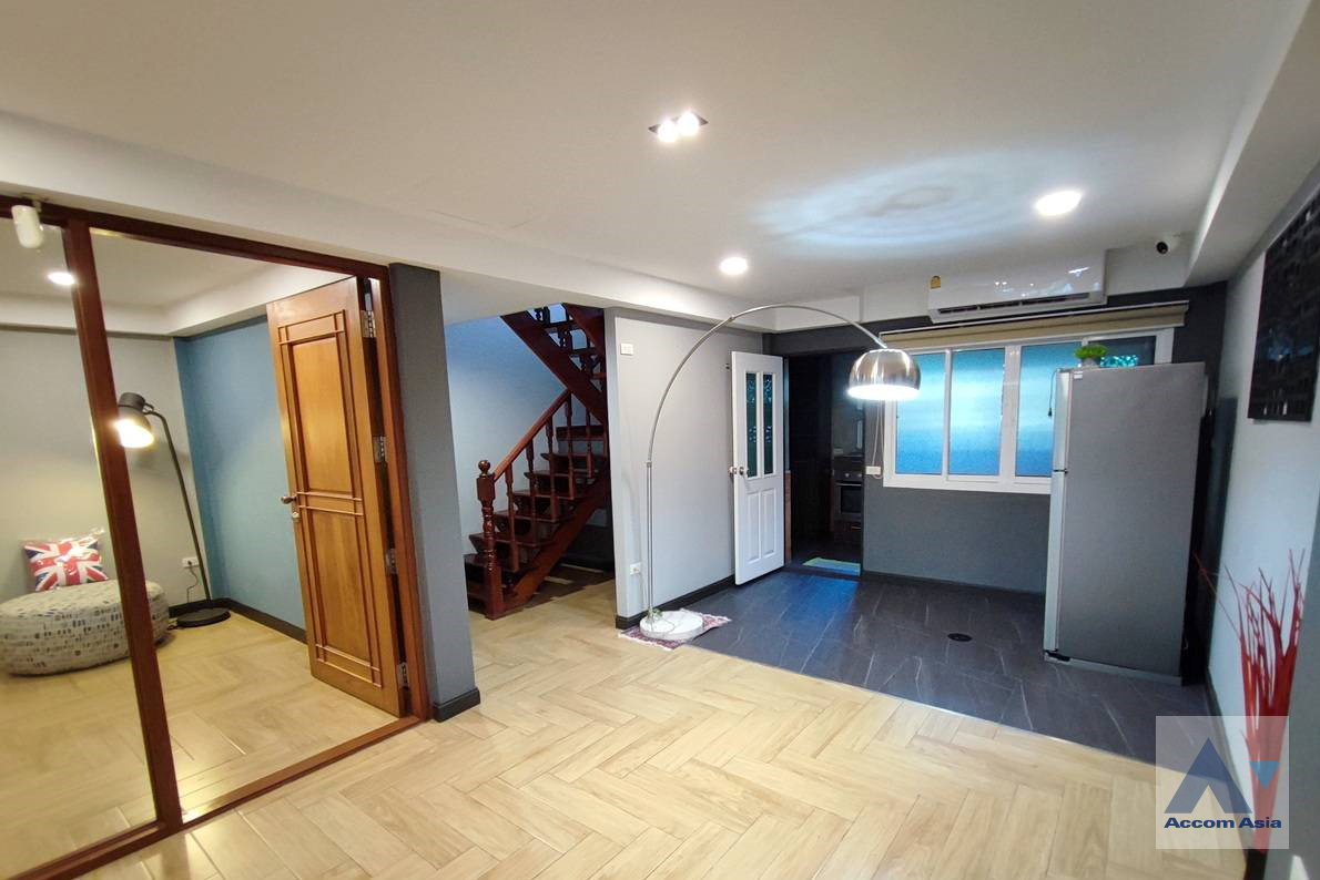 รูป 🔼🔽 AccomA 📩 Pet friendly 3 BR Townhouse in  (AA35220) - รูปที่ 3/14