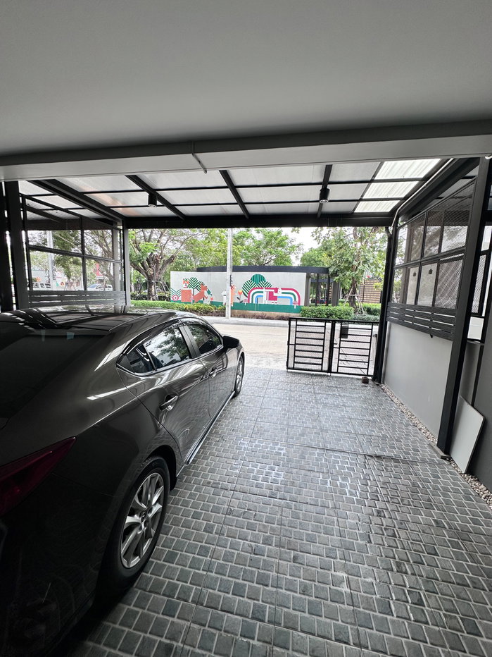 รูป ขายด่วน ทาวน์โฮม สิริเพลส พหลโยธิน 52 ในเครือแสนสิริ  ทาวน์โฮม 2 ชั้น 3 ห้องนอน 3 ห้องน้ำ จอดรถได้ 2 คัน (เจ้าของขายเองไม่รับนายหน้าค่ะ) โซนหน้าสวน  - รูปที่ 17/18