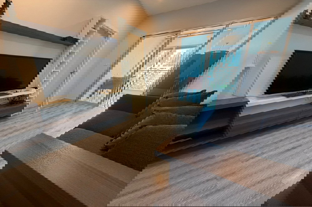 รูป  เช่าด่วน ! Centric Sathorn -St.Louis, 1 นอน, 1 น้ำ, วิวเมือง, ชั้นสูง 11+, ห้องหายาก, ครัวปิด ! Code C20240200442 แต่งครบ, พร้อมเข้าอยู่ - รูปที่ 1/19