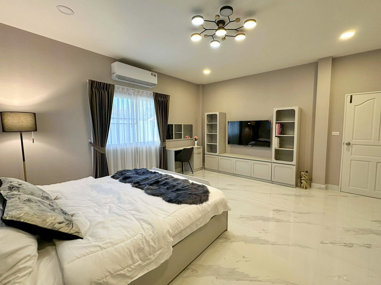 รูป Private Pool Villa House for Sale in East Pattaya - รูปที่ 14/20