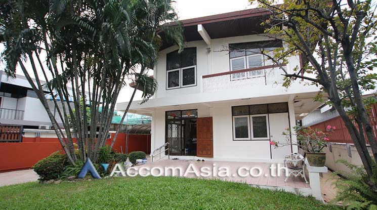 รูป 🔼🔽 AccomA 📩 Home Office 3 BR House in Khlong Tan Nuea (AA11372) - รูปที่ 1/15