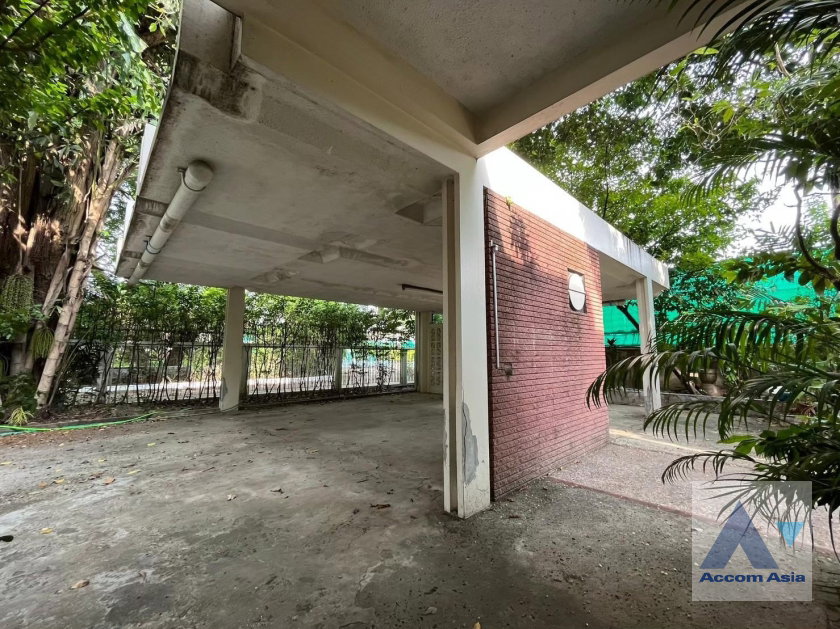 รูป 🔼🔽 AccomA 📩 Modern family home with garden space in Sukhumvit (AA38011) - รูปที่ 19/19